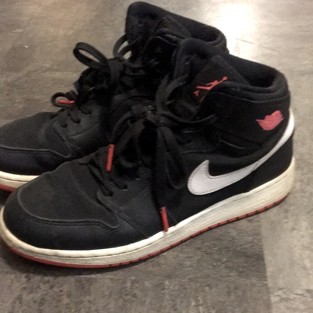 Jordan Retro 1s Hot Lava Edition